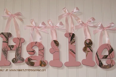 Pink%2Brealtree%2Bcamo%2Bwooden%2Bwall%2Bletters.jpg