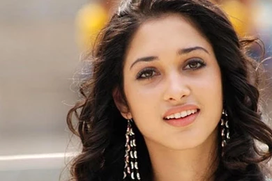 Tamannaah Bhatia Wallpapers   (1024x768) : Indya101.com