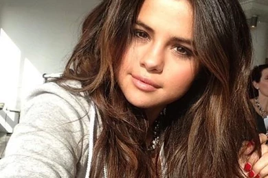 Selena Gomez Selfie Wallpapers Download   Selena Gomez Selfie ...
