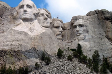 File:Mount Rushmore Maintenance.jpg   Wikimedia Commons