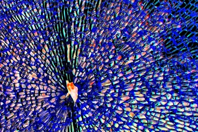 45 Realistic Cracked And Broken Screen Wallpapers   Technosamrat