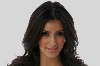 Kim Kardashian Wallpapers & Photos In HD