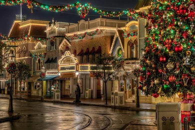 40+ Colorful Christmas Tree Wallpapers