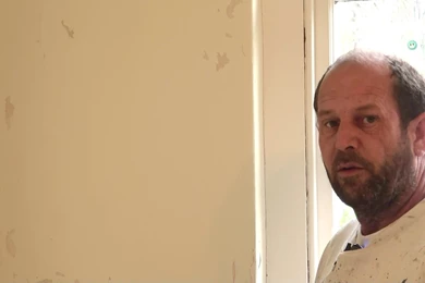 How To Remove Wallpapers Glue Or Paste (The Best & Easiest Way ...