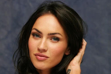 Megan Fox Love The Way You Lie Wallpapers   768160