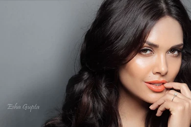 Esha Gupta HD Wallpapers, Esha Gupta Photos, New Wallpapers