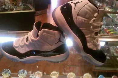 Air Jordan XI Retro   White/Concord/Black   CONFIRMED   Holiday ...