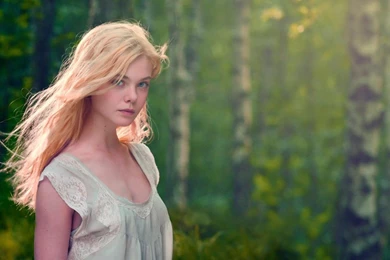 Elle Fanning Hollywood Actress Wallpapers High Resolution HD