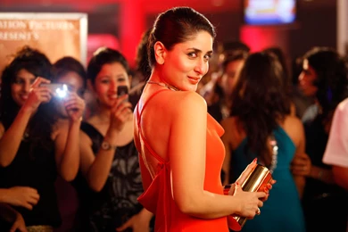 Heroine Kareena Kapoor Wallpapers