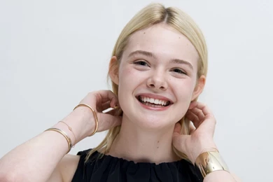 Elle Fanning Armpit Wallpapers