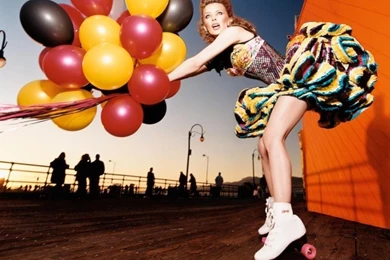 Kylie On Roller Skates!   Roller Skating Wallpapers (24143703)   Fanpop