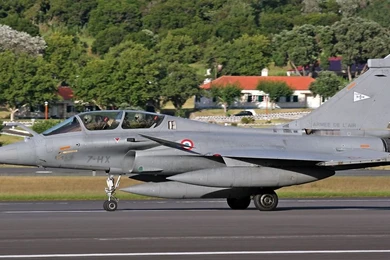 Dassault_rafale_multi_role_combat_fighter_7325132_aircraft walpaper.jpg