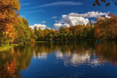 Autumn Lake Wallpapers   (