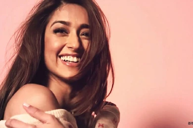 Anushka Vanishes And IlEANA Transpires In Kohli S Ad World