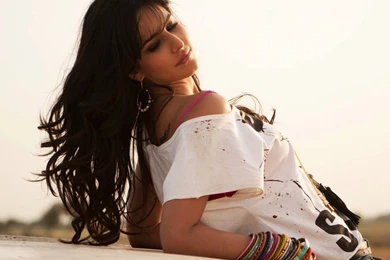 Katrina Kaif Hot Indian Actress Wallpapers
