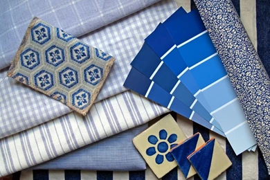 Wallpapers Vs. Paint: Can They Live In Harmony?