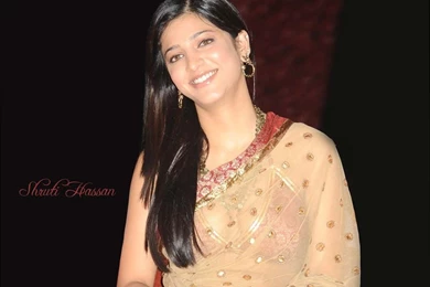 Shruti Hassan In Saree Hd Wallpapers