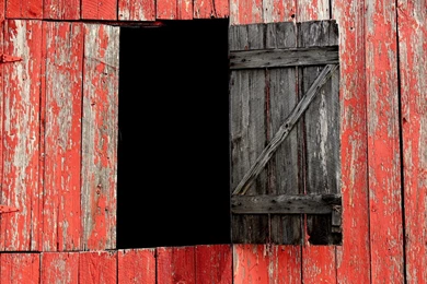 Red Barn With A Window Opened Wallpapers   Photography Wallpapers ...