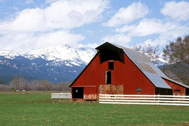 Red Barn, Wallowa Mountains, Halfway, Oregon Hqworld.net High ...