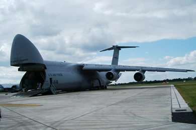 C 5 Galaxy (Various) Walk Around Page 1
