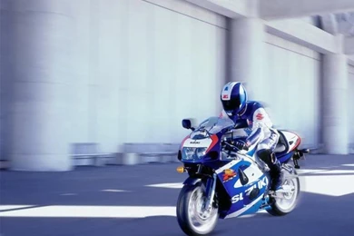 Suzuki Bikes Wallpapers