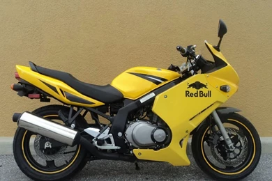 91494d1325483362 suzuki sports bike suzuki sports bike wallpapers.jpg