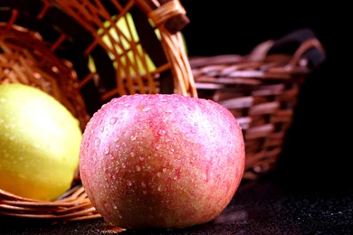 High Resolution Apple Backgrounds Yellow And Red Apple Photos Of ...