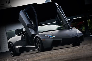 Pictures > Lamborghini Vs Ferrari Wallpapers Hd