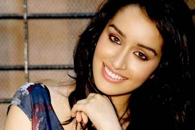 Bollywood Gorgeous Actress Shraddha Kapoor Latest Wallpapers ...