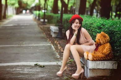 Pretty Girl With Teddy Bear Wallpapers   DreamLoveWallpapers