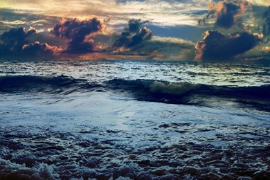 Cloudy Evening With Sea Views Wallpapers