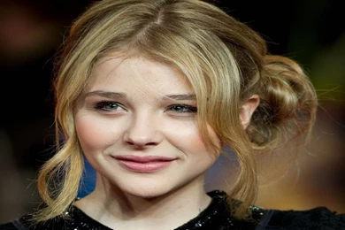 Chloe Moretz Wallpapers   Female Celebrity   Crazy Frankenstein