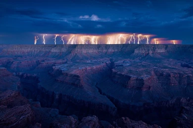 2560x1920 Grand Canyon Lightning Desktop PC And Mac Wallpapers