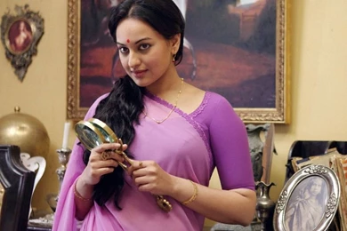 1024x768 Sonakshi Sinha