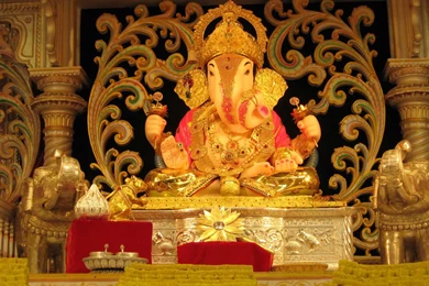 Beautiful god siddhivinayak decoration.jpg