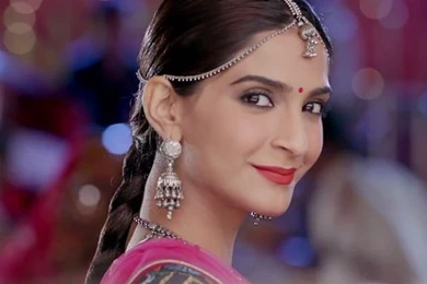 All 4u Wallpaper: Sonam Kapoor Images HD Wallpapers