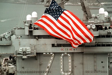 File:US Navy 020123 N 6436W 002 U.S. National Ensign Aboard USS ...