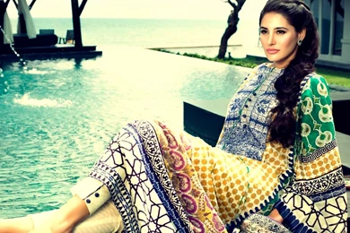 Nargis Fakhri Wallpapers