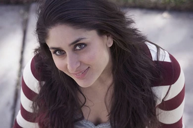 Kareena Kapoor Hot Hd Wallpapers Latest   Wallpaperss HD