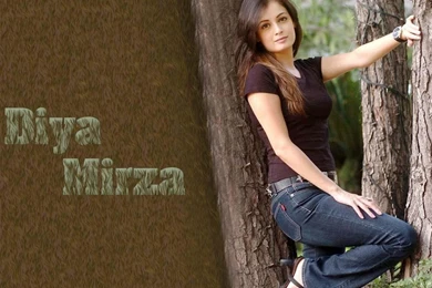 Beobalucu: Diya Mirza Wallpapers