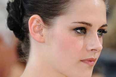 2Wall (go To Wallxpresso.com): Kristen Stewart (twilight Actress ...