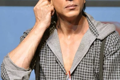 Shahrukh Khan At Ra.One Youtube Tie up Photo Gallery, Shahrukh ...