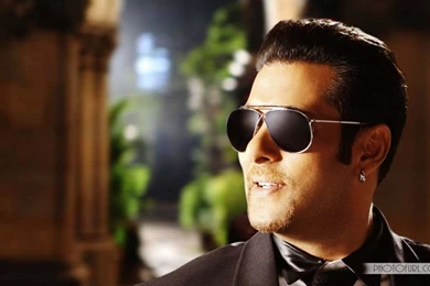 Salman Khan Action Wallpapers Free Download