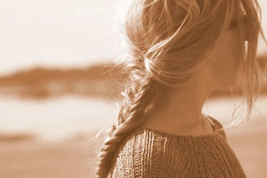 2560x1440 Long Hair Girl Wallpapers