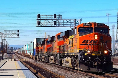 BNSF Intermodal In Commerce, California 1/15/13   YouTube
