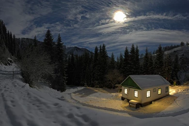 Download Wallpapers 3840x2160 Lodge, Light, Moon, Privacy ...
