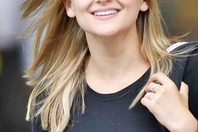 Bill gates daugter images.jpg