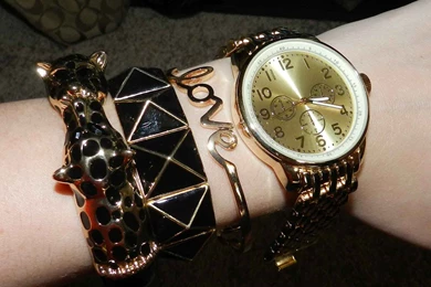 Love Bangle Latest HD Wallpapers Free Download