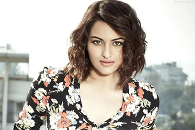 Photos Of Sonakshi Sinha HD  AtozWallpapers