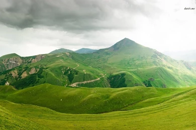 Beautiful Green Mountains Wallpapers   Nature Wallpapers